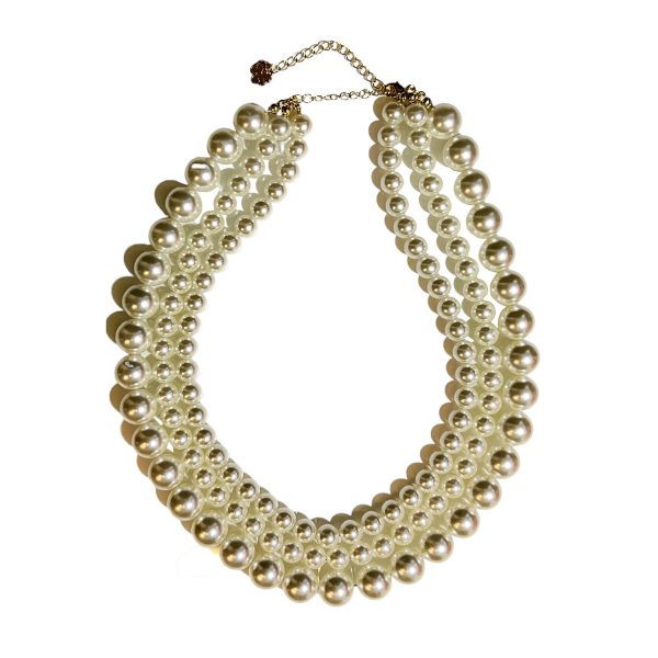 Triple Pearls Necklace