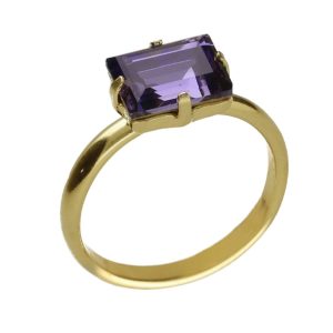 A4709-12DA Serenity gold-plated adjustable ring with purple crystal in rectangle shape Victoria Cruz